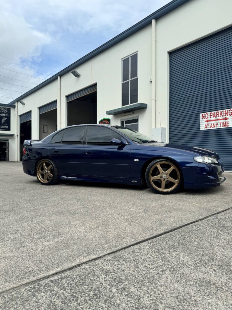 Holden club sport walky