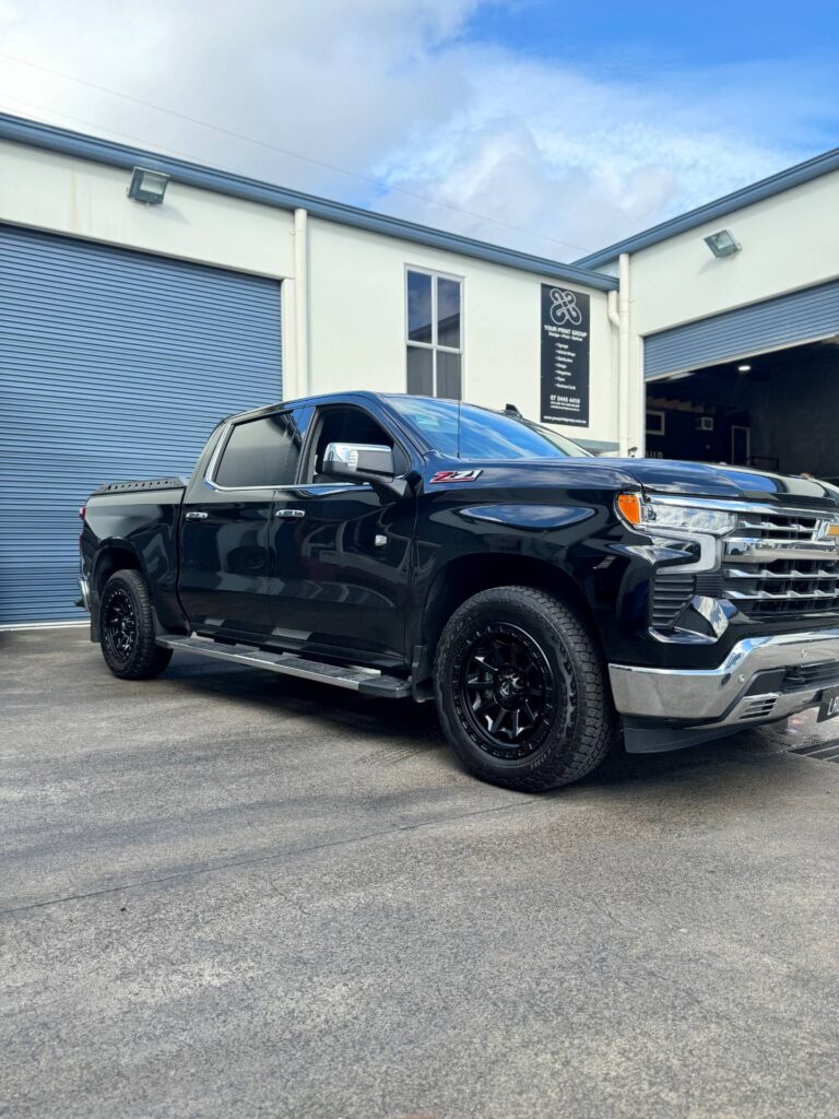 Silverado 1500 LTZ Fuel Covert