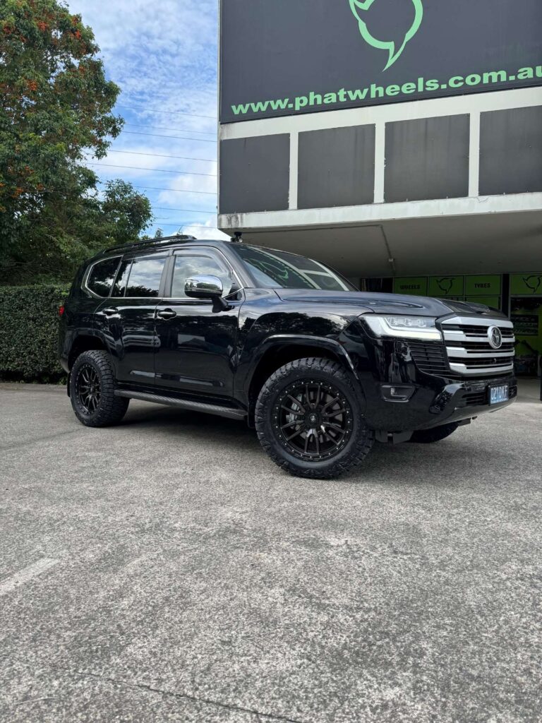 Toyota 300 Black rock Rambler Black tint Maxxis Razor AT811